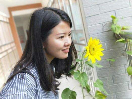 刷屏了90后女孩火遍全网从双耳失聪到清华博士她凭什么