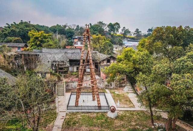 祝贺自贡天车数量增加至19座