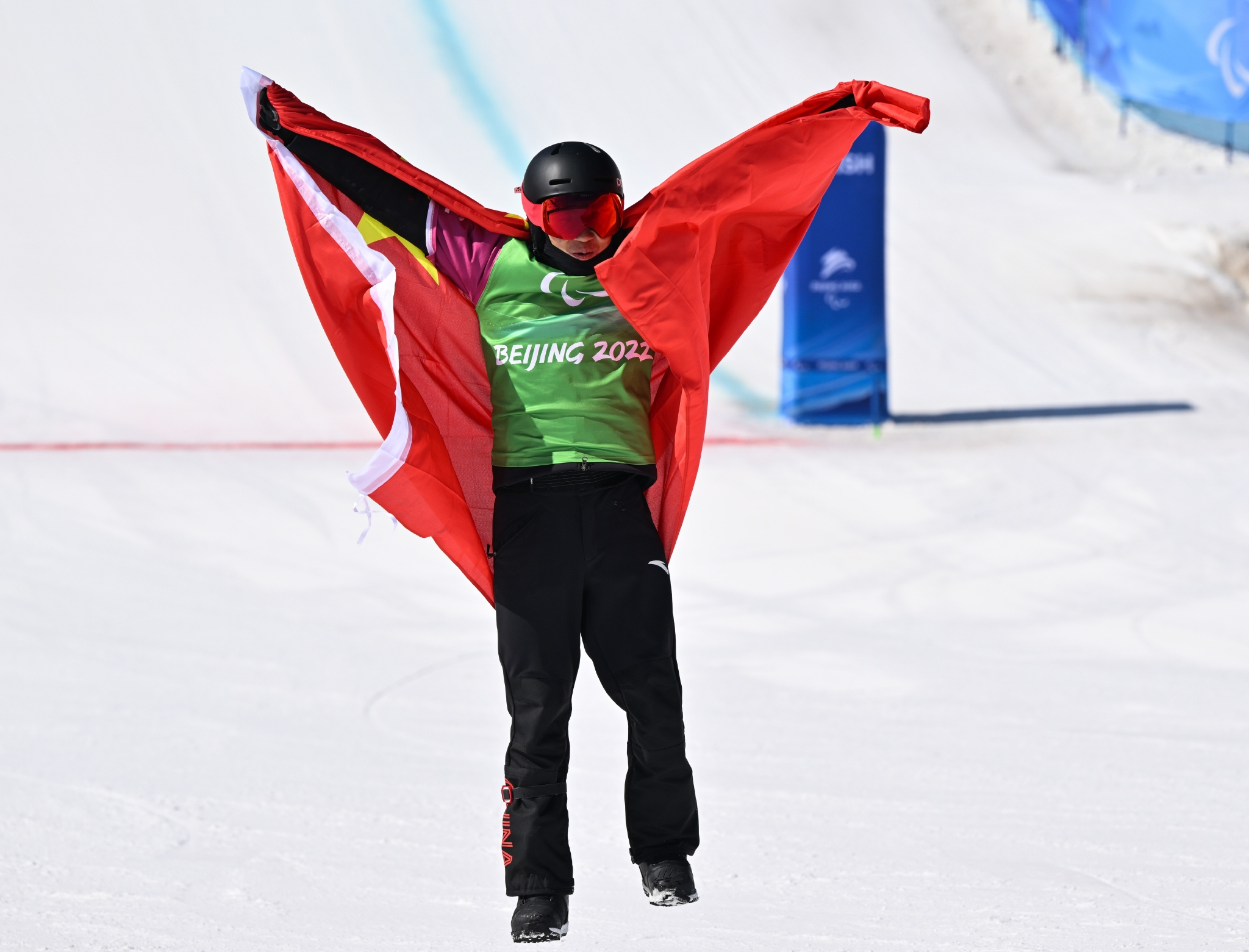 残奥单板滑雪——男子障碍追逐ll1级赛况