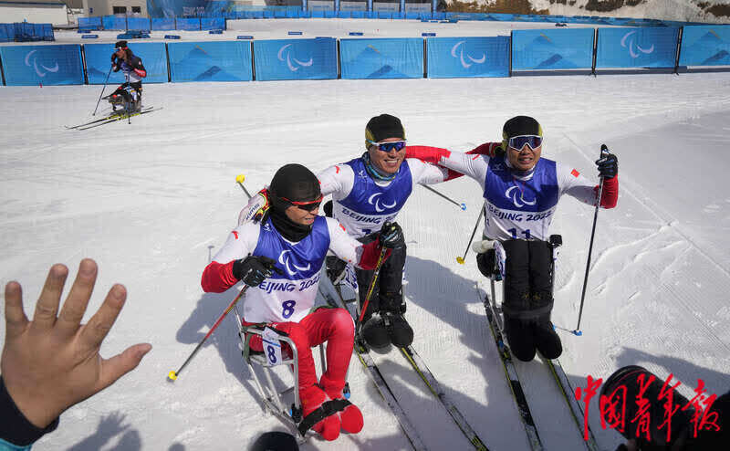 残奥越野赛场上的中国身影休闲区蓝鸢梦想 - Www.slyday.coM