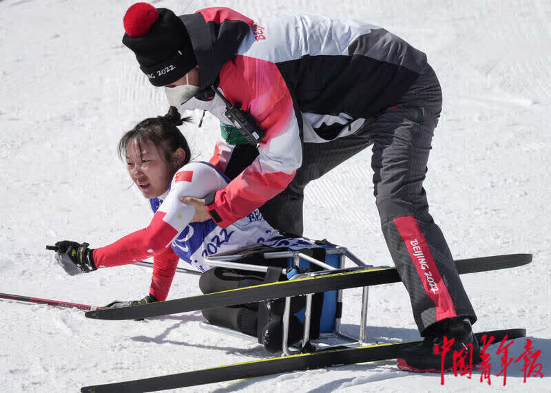 残奥越野赛场上的中国身影休闲区蓝鸢梦想 - Www.slyday.coM