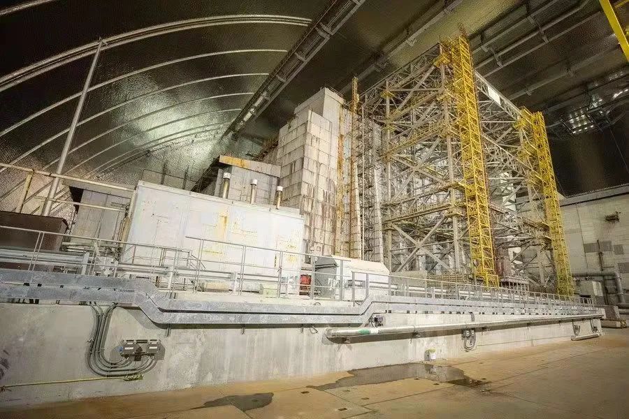 ▲资料图片：2019年7月10日拍摄的乌克兰切尔诺贝利核电站新掩体内部。新华社发（乌总统办公厅供图）