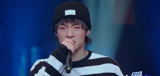 街舞4融合赛朱洁静再次加盟黄潇完成第三季的梦想