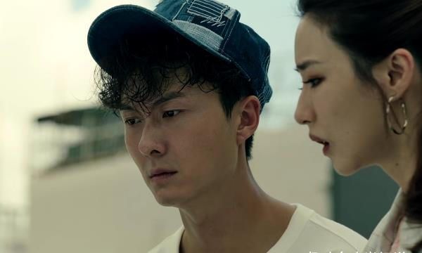 刑侦日记疑点重重傅嘉莉再次出现小说杀手有帮凶