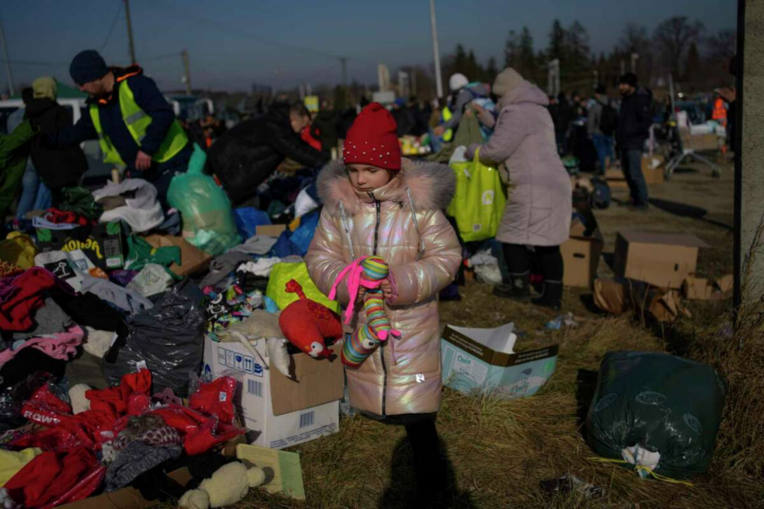 救救乌克兰难民中的妇女儿童,他们已被犯罪团伙盯上!休闲区蓝鸢梦想 - Www.slyday.coM 救救乌克兰难民中的妇女儿童,他们已被犯罪团伙盯上!休闲区蓝鸢梦想 - Www.slyday.coM