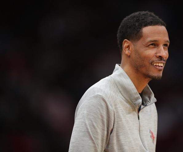 恭喜!火箭终结12连败,塞拉斯更新伤病报告,13+2后卫出战成疑休闲区蓝鸢梦想 - Www.slyday.coM 恭喜!火箭终结12连败,塞拉斯更新伤病报告,13+2后卫出战成疑休闲区蓝鸢梦想 - Www.slyday.coM