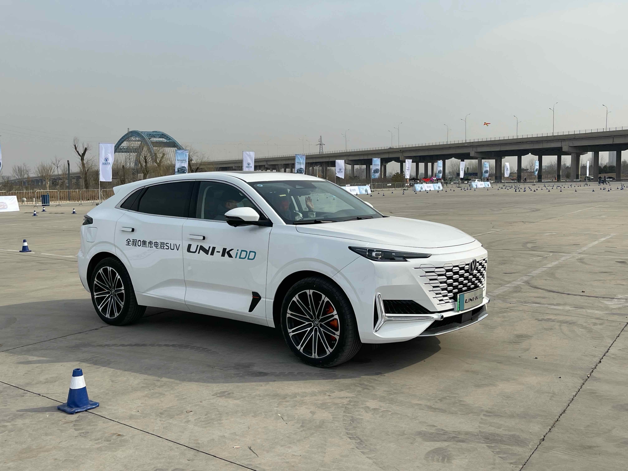 体会智慧动力之趣石家庄试驾长安unikidd