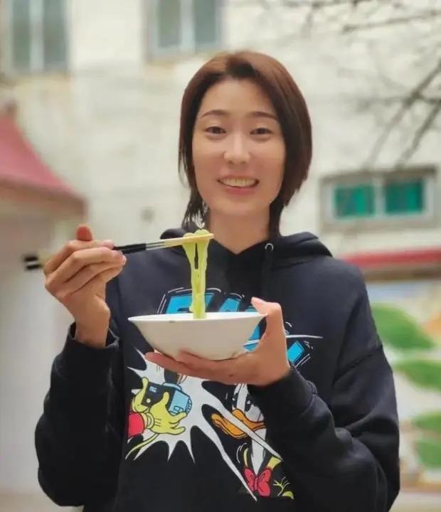 中国女排最新消息!奥运冠军张常宁有了新身份,十分光荣!休闲区蓝鸢梦想 - Www.slyday.coM 中国女排最新消息!奥运冠军张常宁有了新身份,十分光荣!休闲区蓝鸢梦想 - Www.slyday.coM