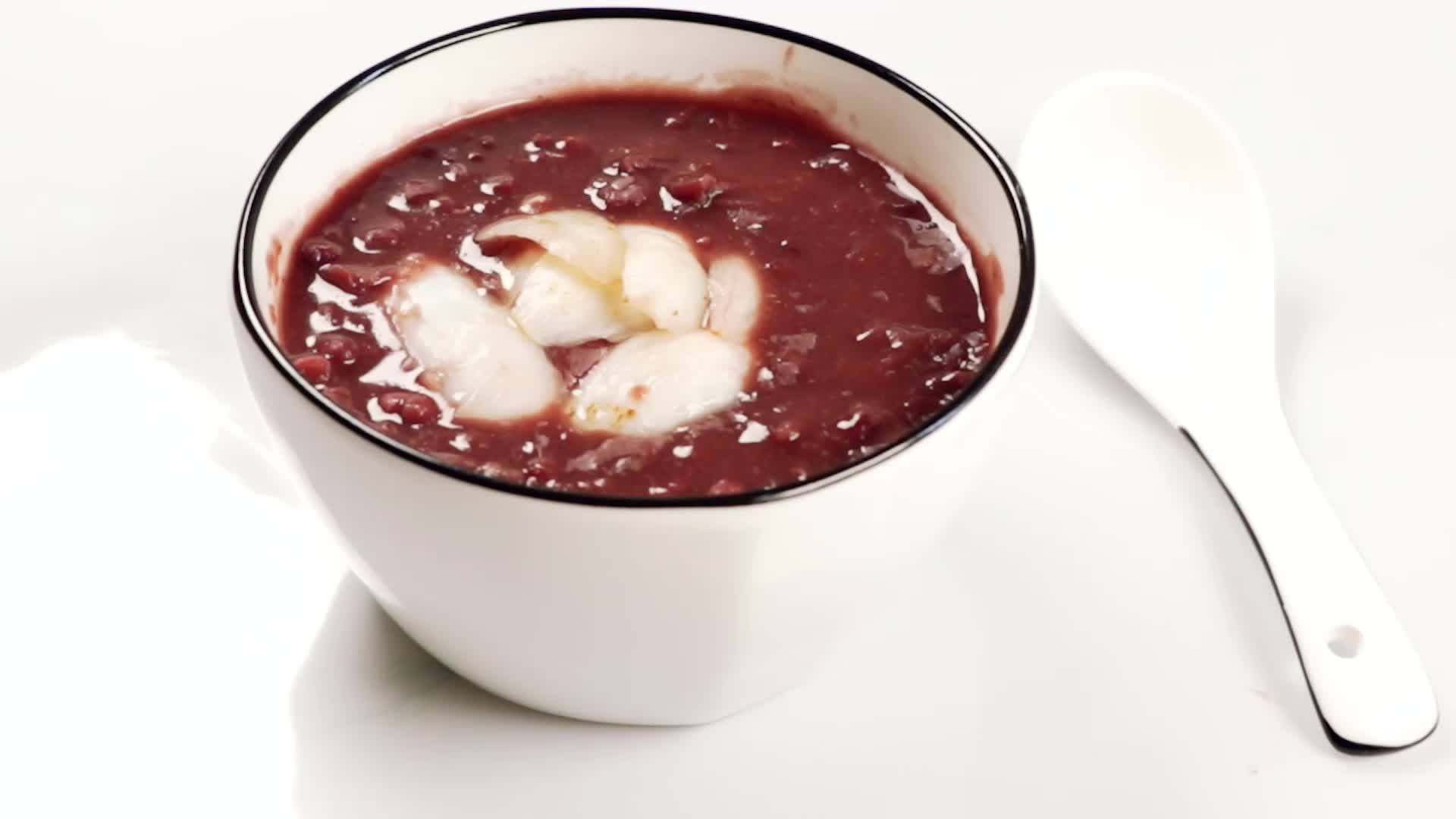 红豆百合汤做法简单,常吃促进消化,清心火防止工作压力痘哦!