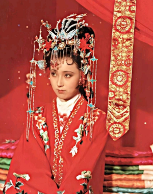 连杨树云随手做的,都成黛玉的生命之光__财经头条