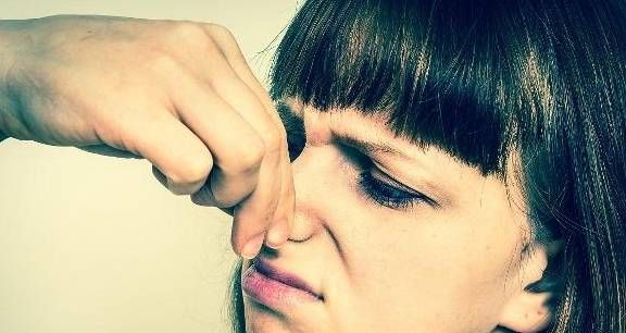 老放屁是在排毒？也可能是身体发出的求救信号，别不当回事！休闲区蓝鸢梦想 - Www.slyday.coM