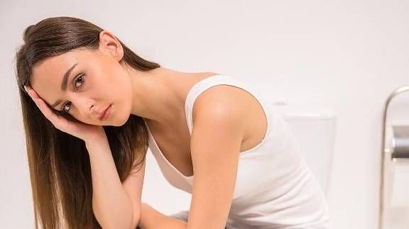 老放屁是在排毒？也可能是身体发出的求救信号，别不当回事！休闲区蓝鸢梦想 - Www.slyday.coM