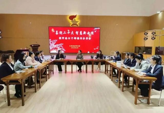 他们是谁？在市民文化中心学到了啥？一起来看！休闲区蓝鸢梦想 - Www.slyday.coM