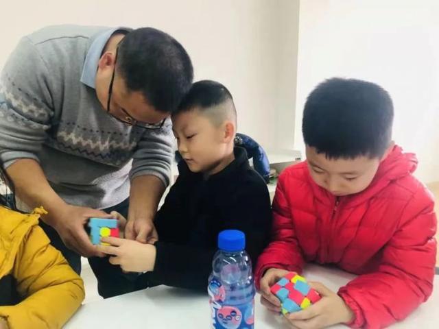 他们是谁？在市民文化中心学到了啥？一起来看！休闲区蓝鸢梦想 - Www.slyday.coM