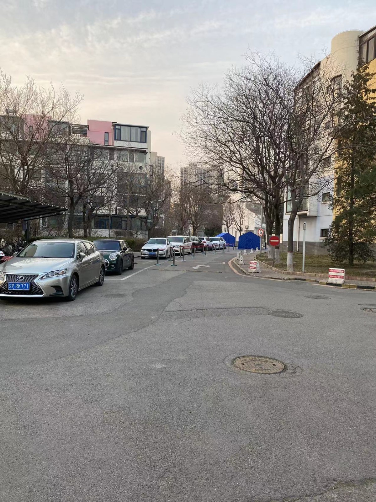 直击朝阳万科青青家园第一时间启动响应居民生活有保障