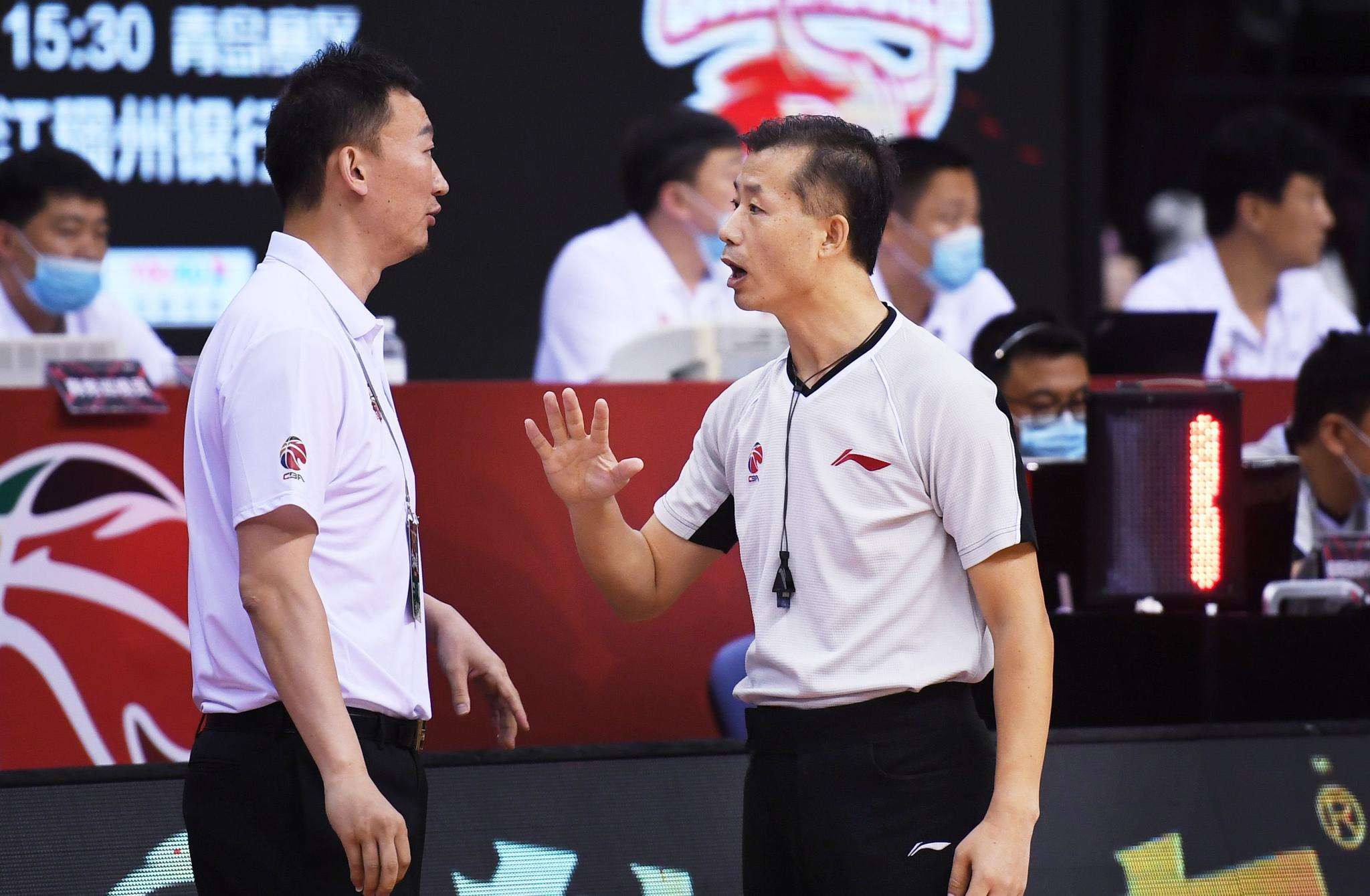 姚明该严查了39号裁判杨宏峰无法无天cba威信公道不能被践踏