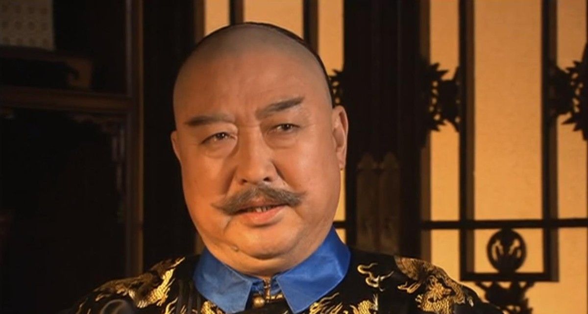 看看红楼梦的贾宝玉就知道大宅门的詹王爷真正是个混账