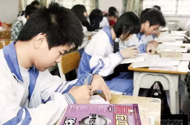 河南2022中考时间安排出炉，有2门是开卷，但学生却开心不起来休闲区蓝鸢梦想 - Www.slyday.coM