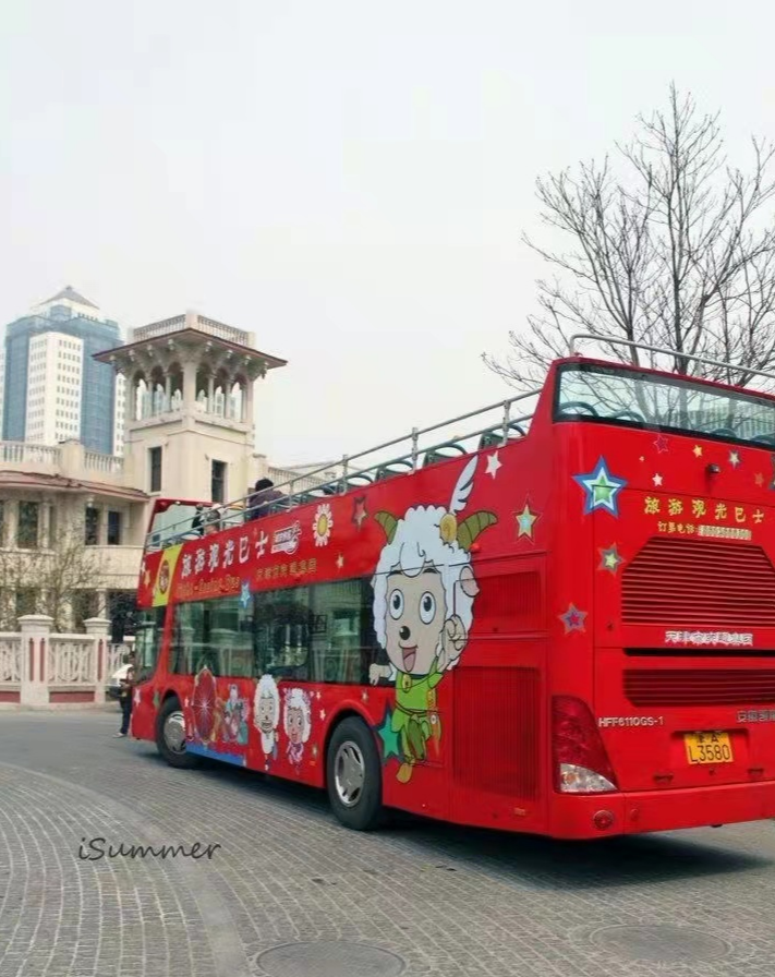 图片来源:微博天津的观光巴士线路主要围绕古文化街,望海楼,意风区