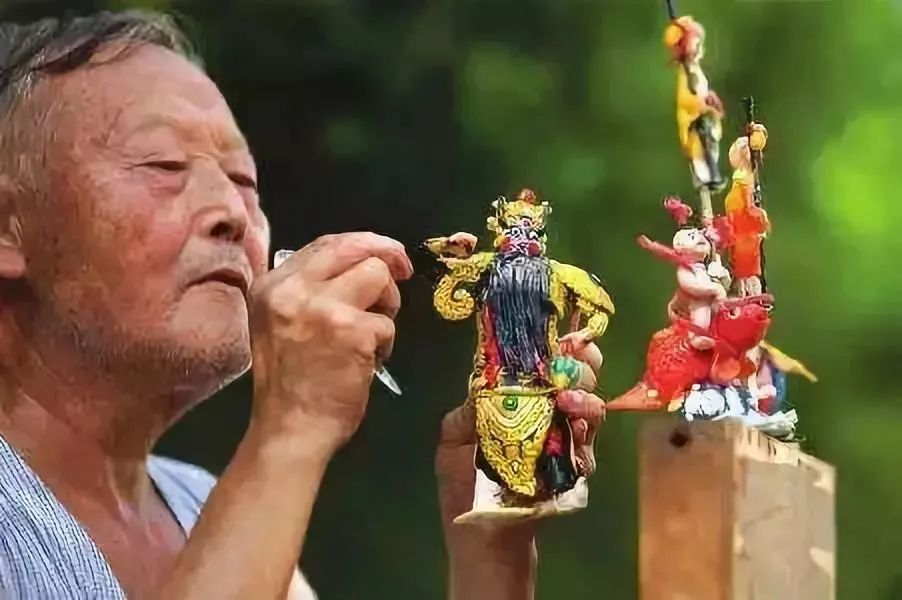 非遗传人核雕雪容融助力冬残奥会，陕西这些人的手里有点“功夫”休闲区蓝鸢梦想 - Www.slyday.coM