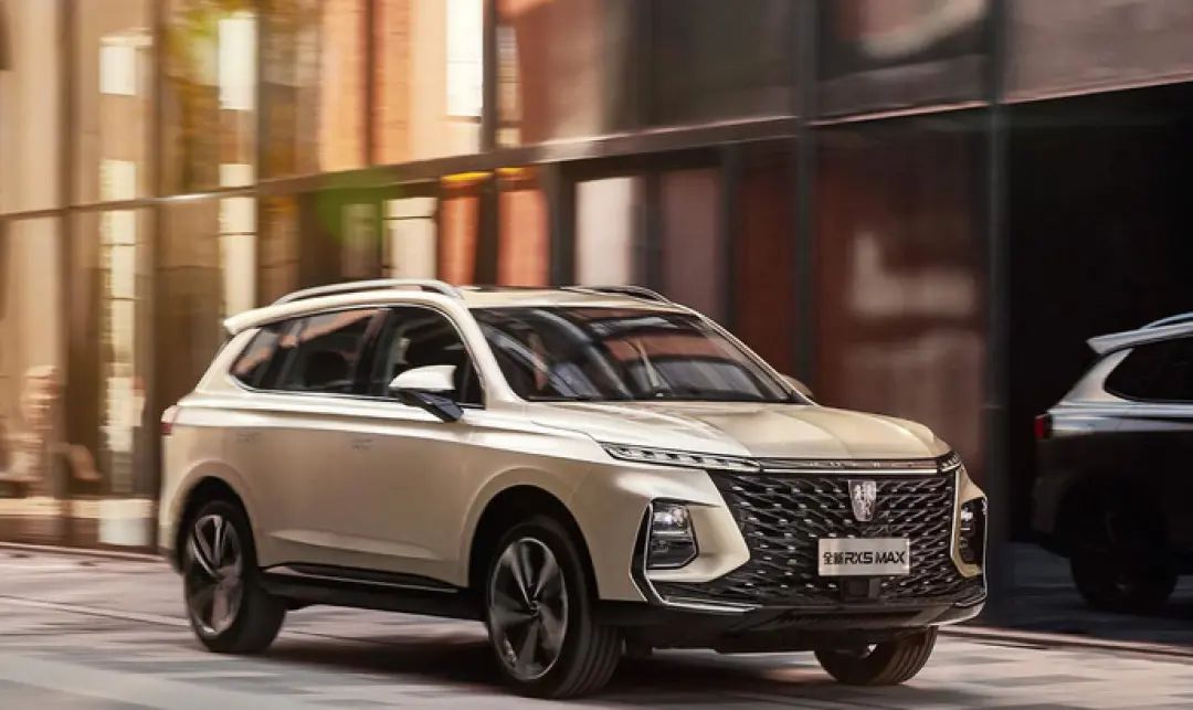 国产SUV卷起来！15万出头配2.0T+大连屏，合资哭了！