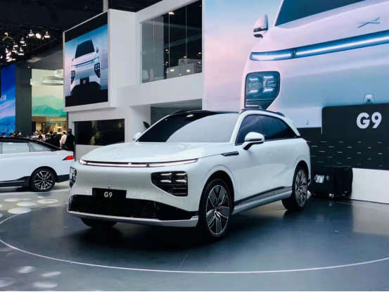 理想l9,蔚来es7,小鹏p9,谁能捅破智能豪华天花板?-新浪汽车