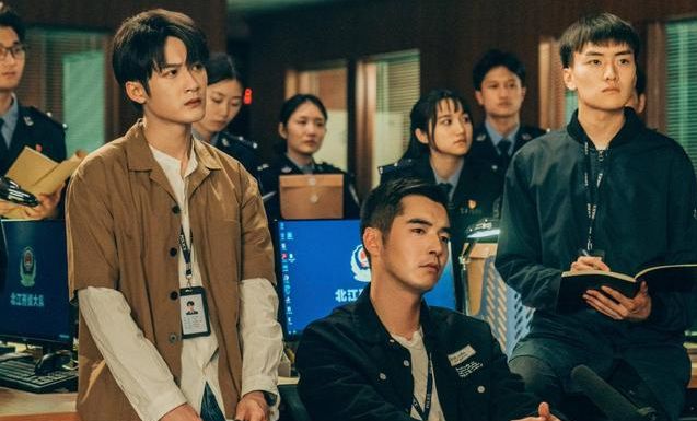 《猎罪图鉴》:三岁画老的沈翊,为何凶手就在身边,他却画不出!休闲区蓝鸢梦想 - Www.slyday.coM 《猎罪图鉴》:三岁画老的沈翊,为何凶手就在身边,他却画不出!休闲区蓝鸢梦想 - Www.slyday.coM