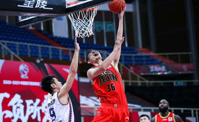 上海VS吉林，因打法相克，王晗或再送李春江一败，杨鸣坐收渔利休闲区蓝鸢梦想 - Www.slyday.coM