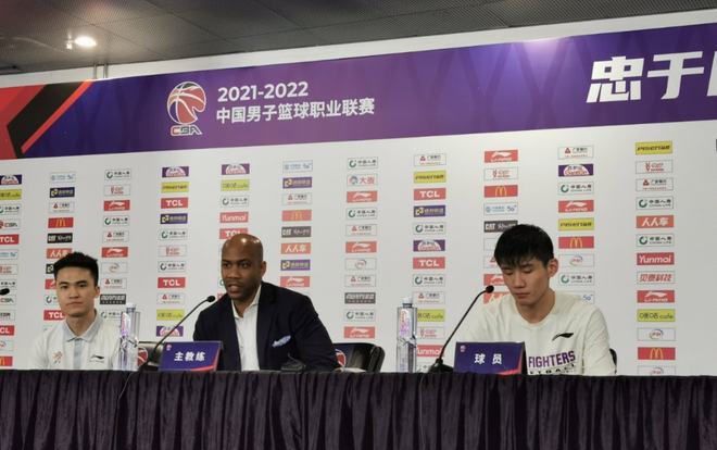 13中9狂轰20分6断!两大主力缺阵你挑大梁,马布里这次没有看错人休闲区蓝鸢梦想 - Www.slyday.coM