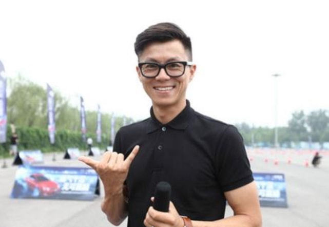 曾经的二环十三郎如今的车评人陈震经历了怎样的蜕变