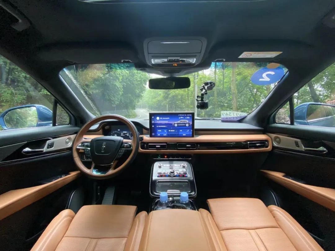 30万左右预算，就买这3款SUV，牌子好还带四驱，跑长途都不累