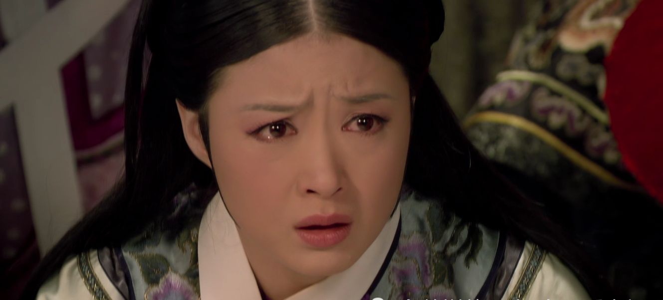 甄嬛传才发现皇帝褫夺华妃封号不是为了小产的甄嬛而是为纯元