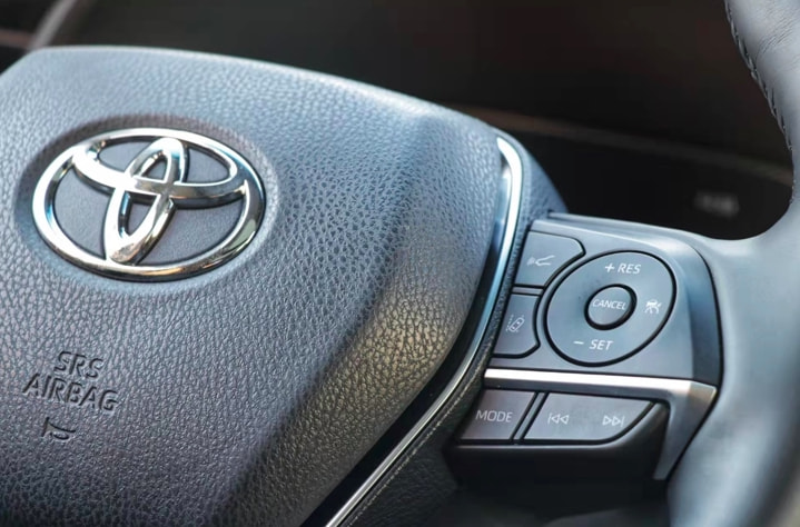 凌放对比探岳X：哪款车才是“都市潮流”？丨车壹条