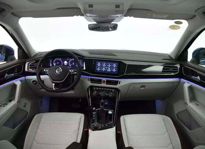 凌放对比探岳X：哪款车才是“都市潮流”？丨车壹条