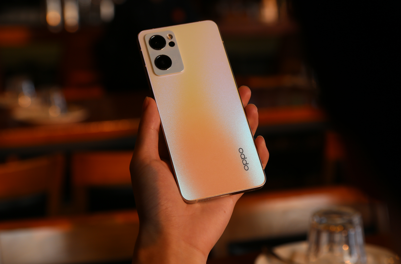 99元得797元好物不开玩笑opporeno7艺术家联名礼盒奉上