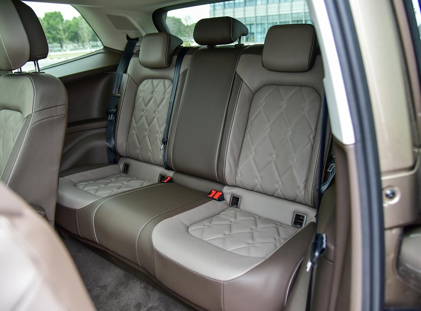 新威然全面对比赛那 谁是更好的选择？