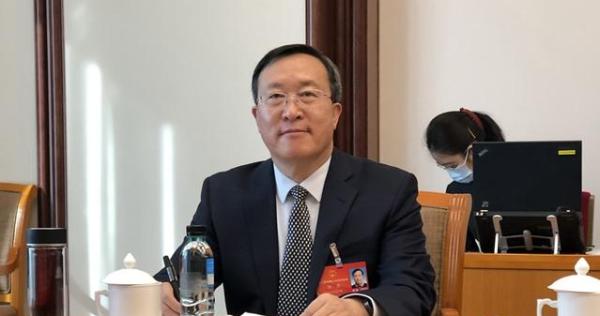 银燕代表建议：普及来华留学人员“中国汉语言文化考试”
