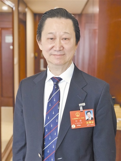 全国人大代表刘璠努力实现更高水平的数字正义