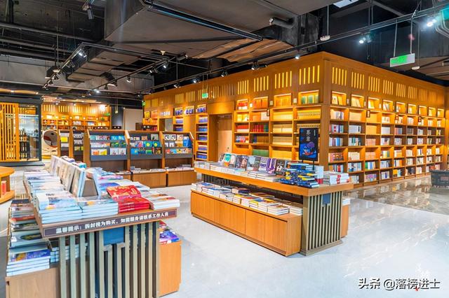 中国万网与新网在服务上有哪些区别 万网网站是什么