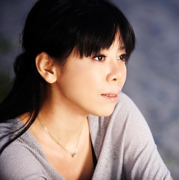 曾心梅33岁下嫁游泳教练说服公婆不要孩子把母亲当成孩子养