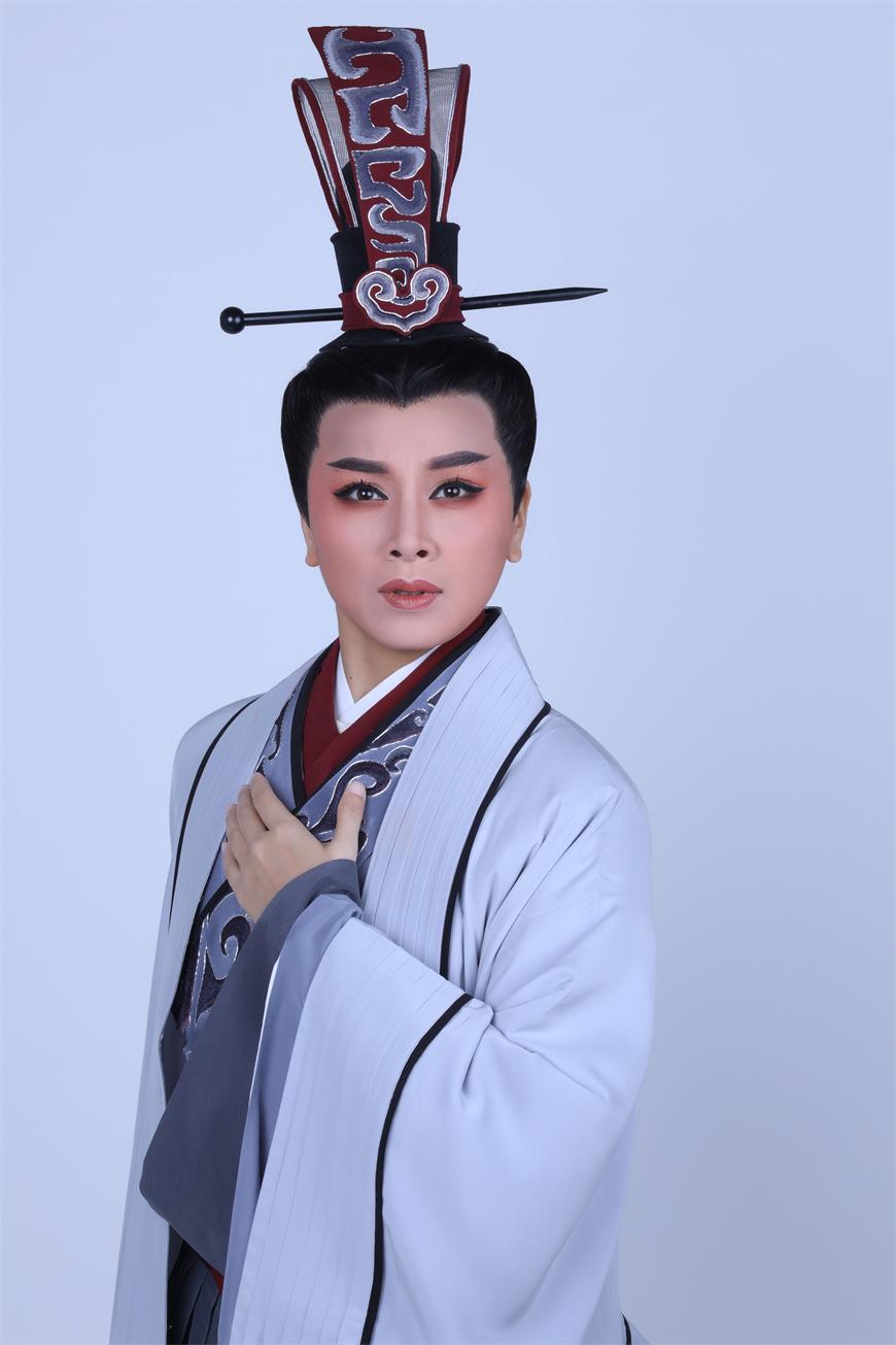 林燕云勤学苦练出精品深耕潮剧女小生