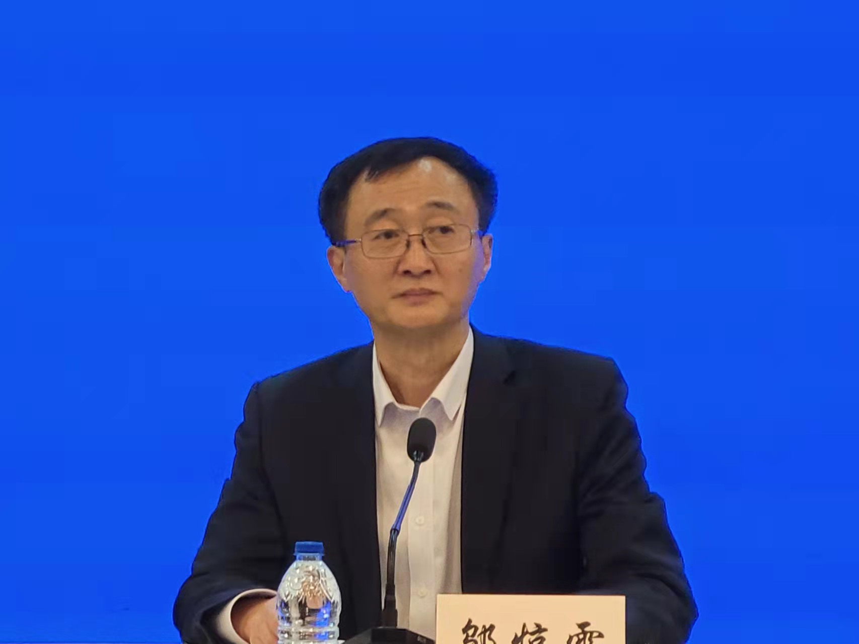 上海新增5例本土确诊病例和21例本土无症状感染者丨疫情防控新闻发布会休闲区蓝鸢梦想 - Www.slyday.coM