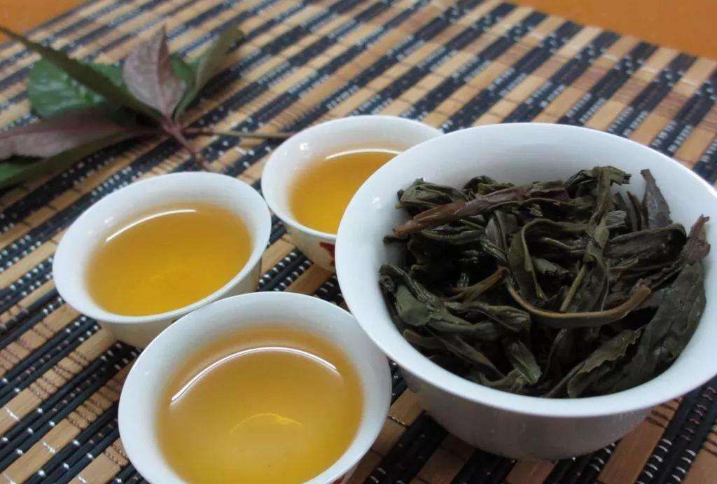 总是怕被茶商忽悠新手购茶记住3大原则陈茶新茶一眼便知