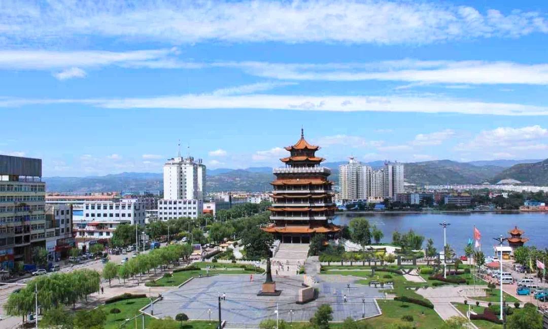 清徐县在山西太原市区南部,全县面积609平方公里,有30多万常住人口.