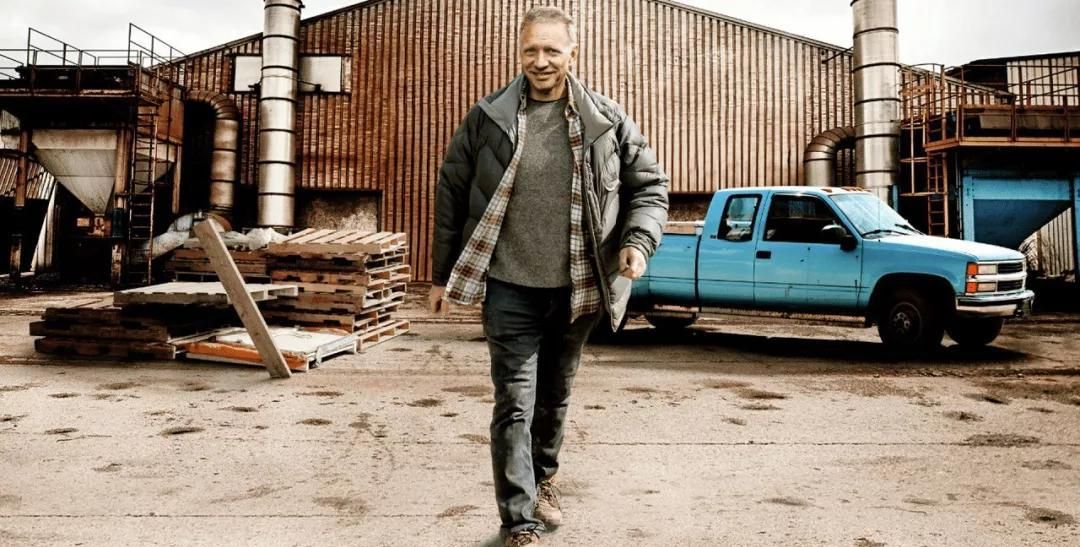 国际节目模式快报：企业家变身《卧底老师》,亲历英国教育一线休闲区蓝鸢梦想 - Www.slyday.coM