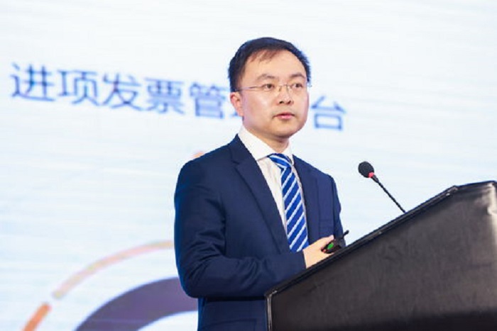 京东副总裁蔡磊43岁身患渐冻症投千万寻药羡慕路边拾荒老人