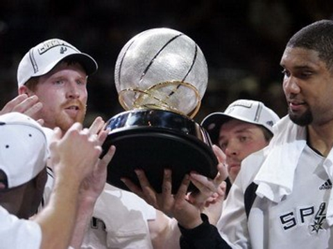 NBA巨星以奖杯论英雄,谁奖杯数量最多?|奖杯|总冠军|最佳新秀_新浪新闻