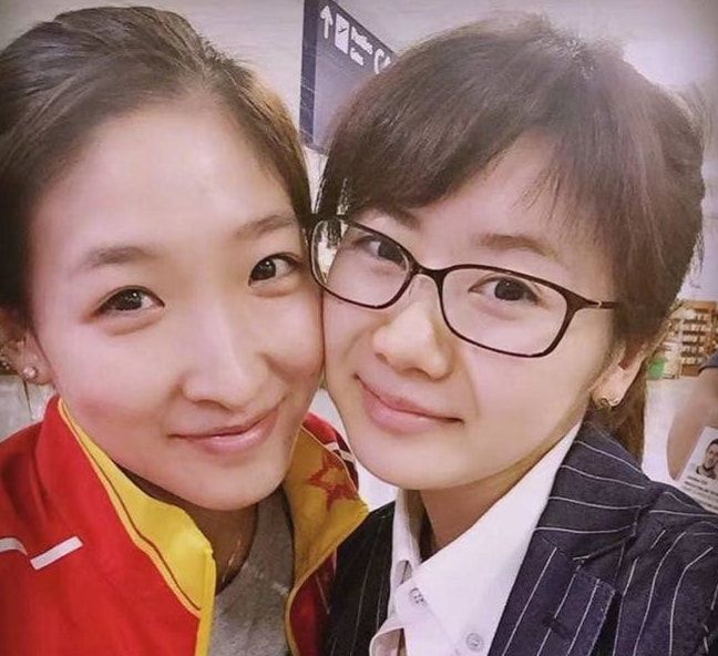 刘诗雯完胜福原爱晒合照比身高小枣这次没踮脚2人笑得太甜