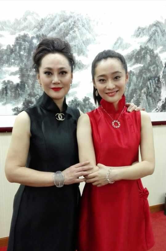 大宋佳女儿张楚楚见证母亲46岁未婚生子后34岁不敢婚恋