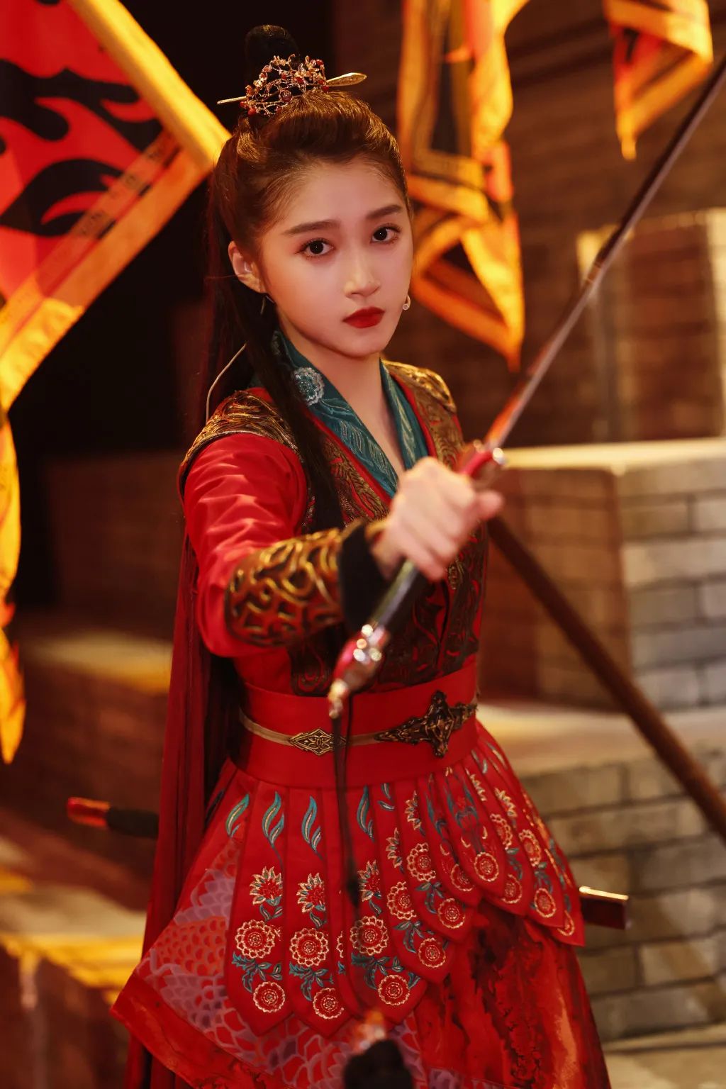 姚安娜拼不过刘浩存？潘粤明人缘差？杨紫肖战再被忽悠？徐正溪被资方盯上？李诞被投资方坑？关晓彤上教材了？休闲区蓝鸢梦想 - Www.slyday.coM